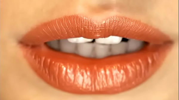 Brunette Seductress Glazes Pussy With Cum Before An LDR Set-Up